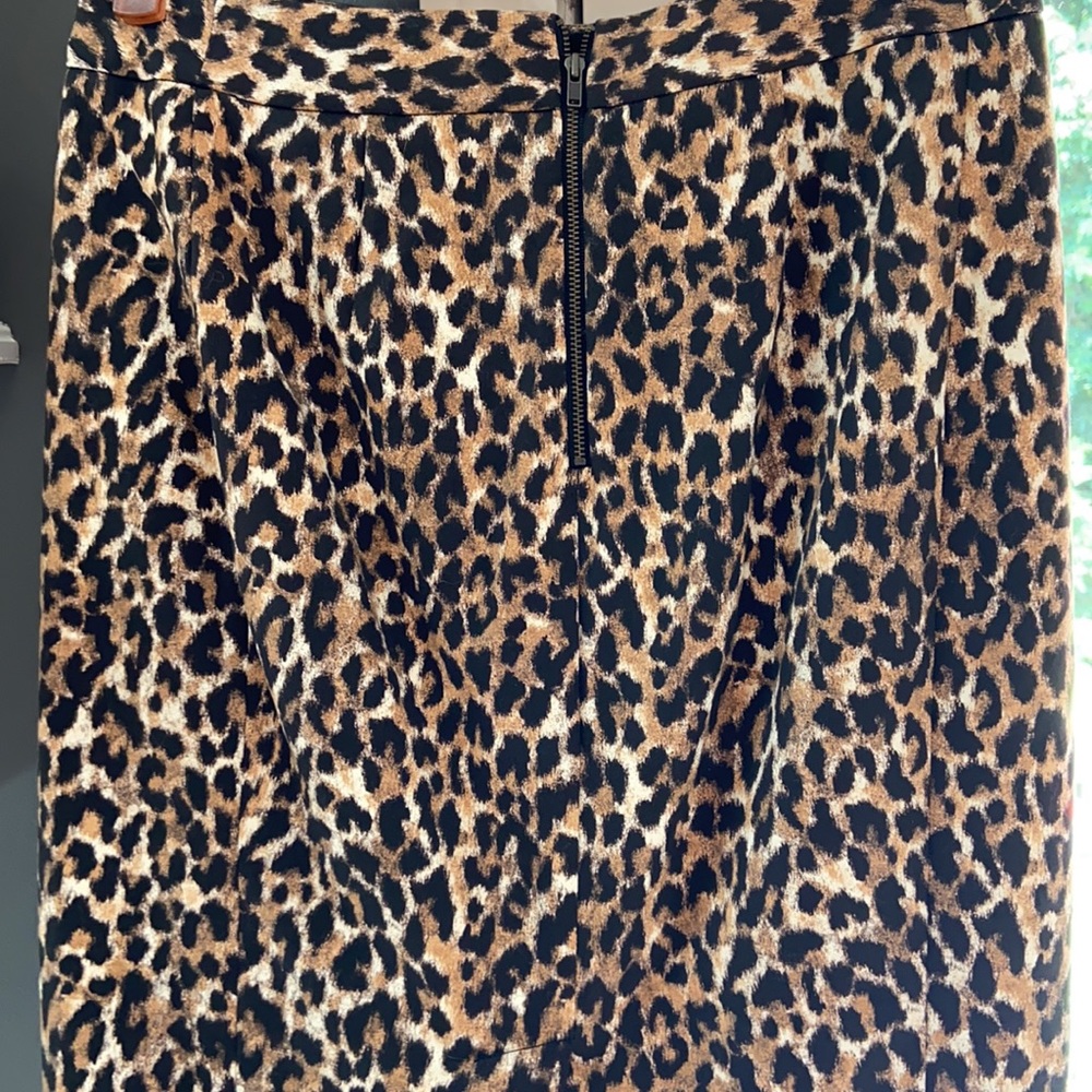 Loft leopard print pencil skirt - Picture 2 of 2
